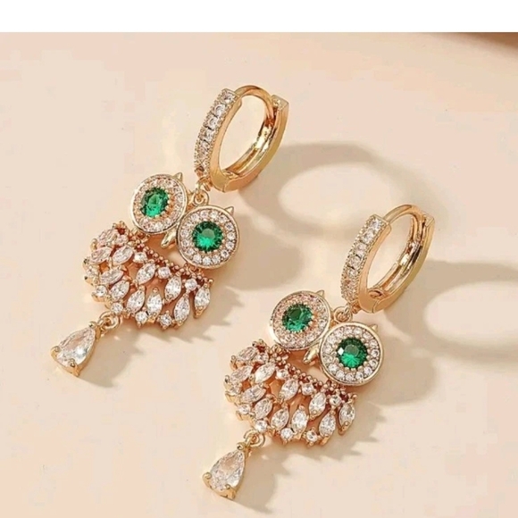 Elegant Gold and Green Owl Earrings In Swarovski Crystals - Picture 3 of 4